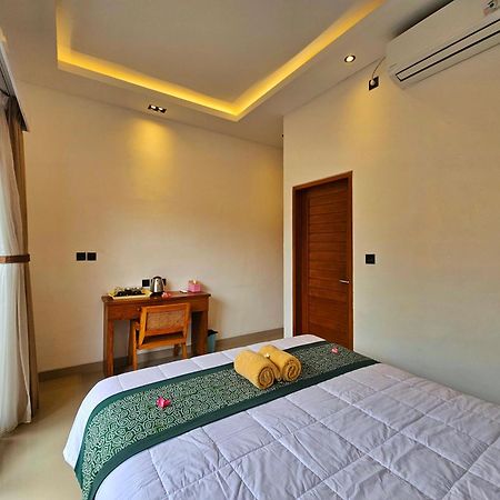 Dewi Putri House Hotel Ubud Exterior foto