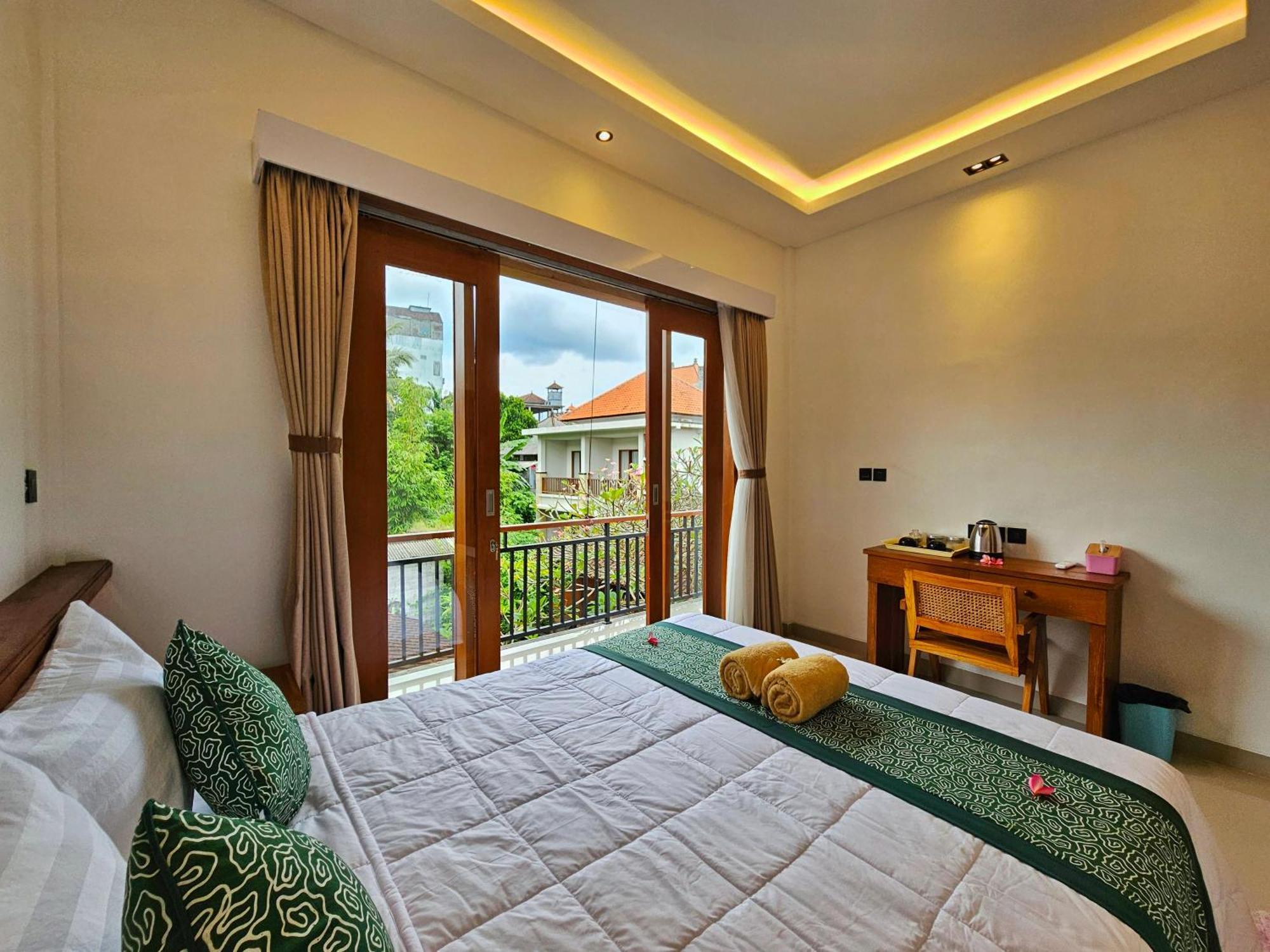 Dewi Putri House Hotel Ubud Exterior foto