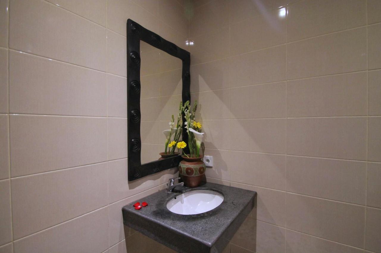 Dewi Putri House Hotel Ubud Quarto foto